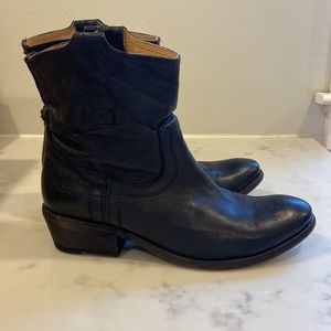 Frye Carson Ankle Boot Black Leather 7 M